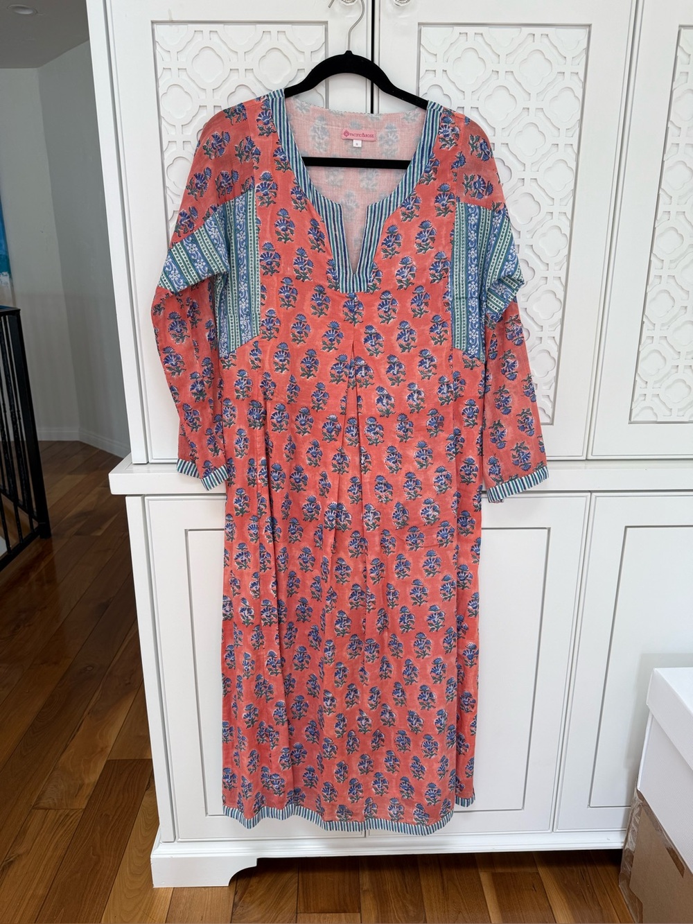 PACIFIC & ROSE Coral Blue Floral Printed Tunic Dress